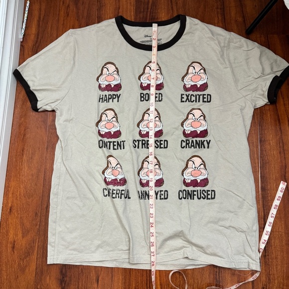 Disney Store Dwarfs Emotions Shirt Size 2XL - Picture 6 of 6